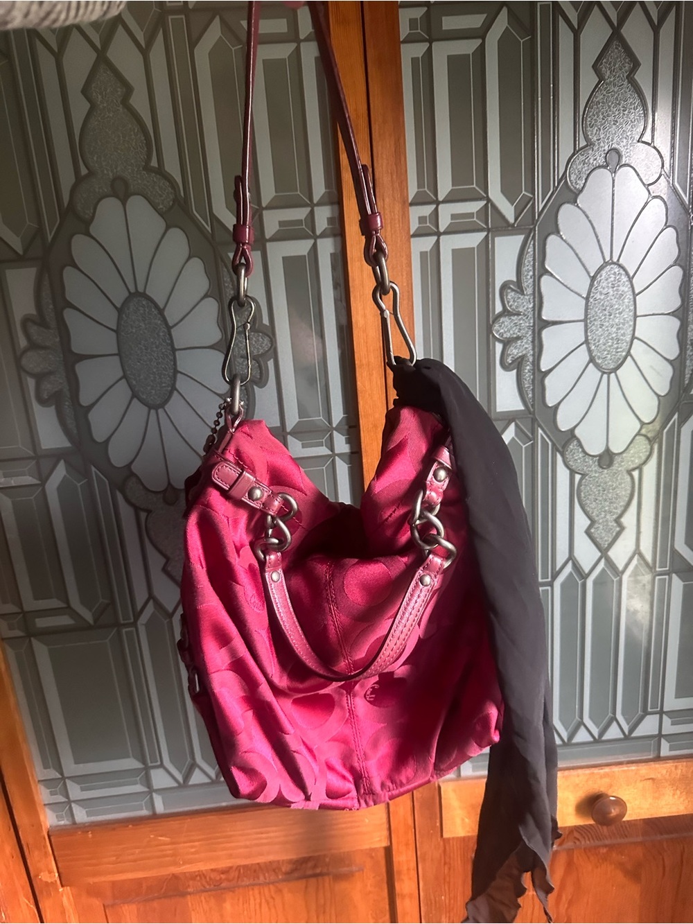 Coach 14147 opt art signature jacquard wine red shoulder bag